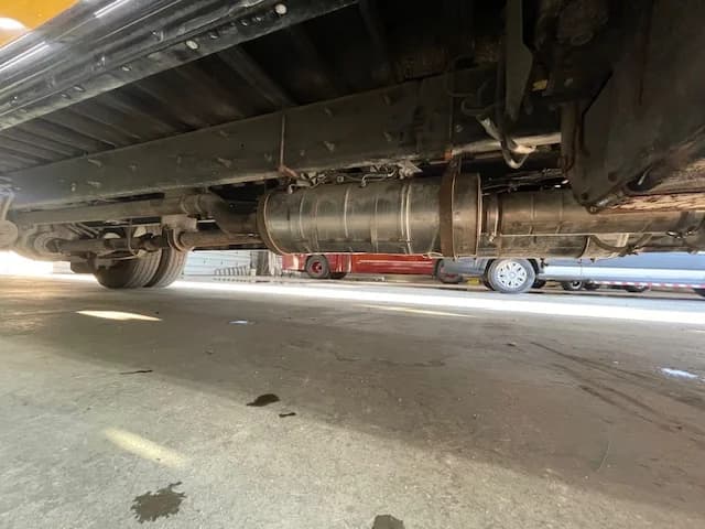 2015 International CE A/C School Bus - Image 17