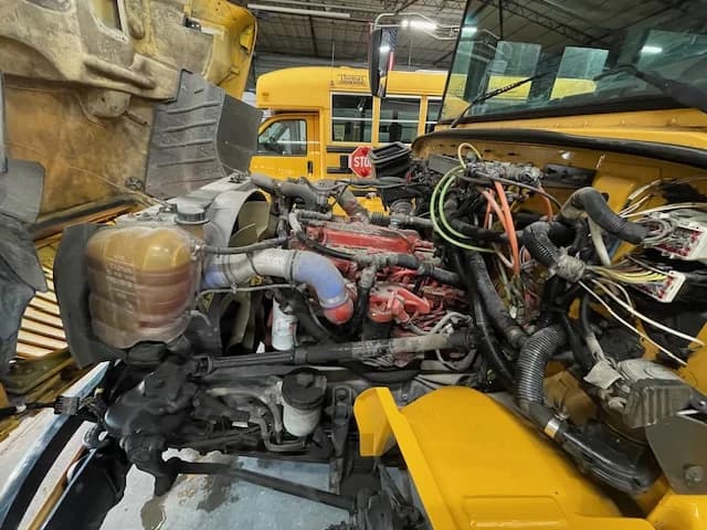 2015 International CE A/C School Bus - Image 16
