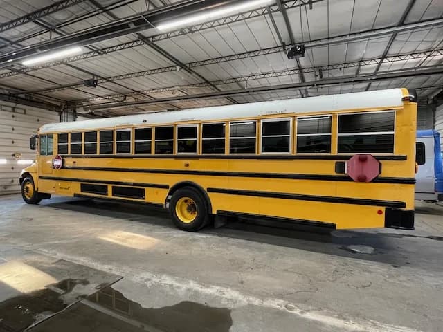 2015 International CE A/C School Bus - Image 22