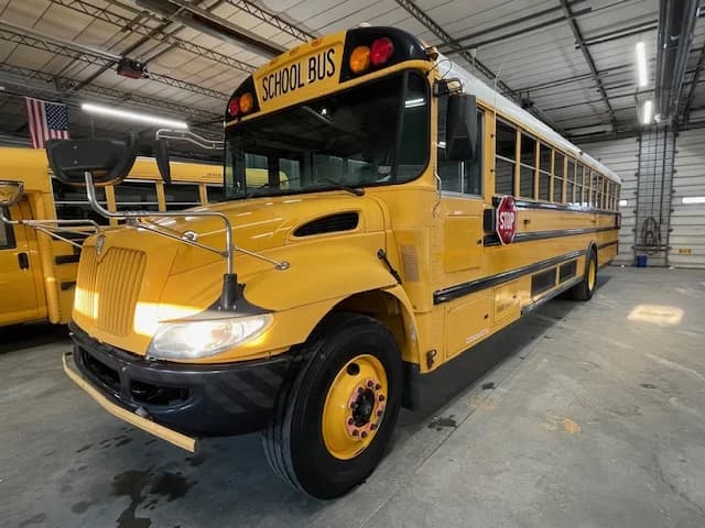 2015 International CE A/C School Bus - Image 9