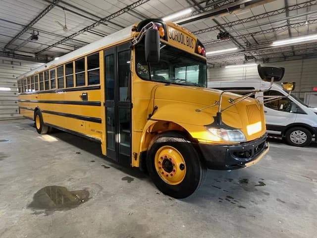 2015 International CE A/C School Bus - Image 21
