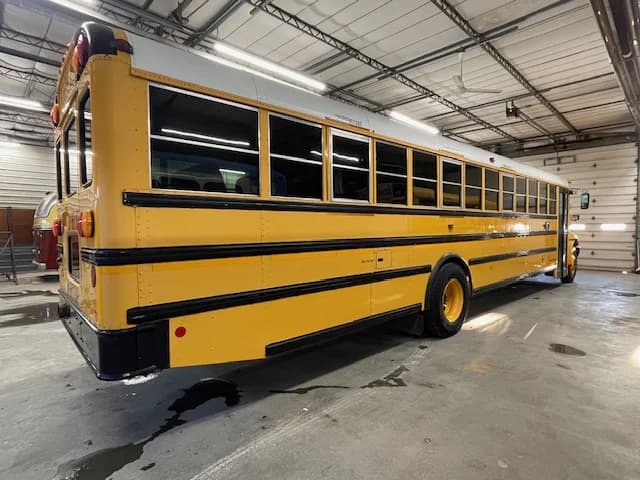 2015 International CE A/C School Bus - Image 13
