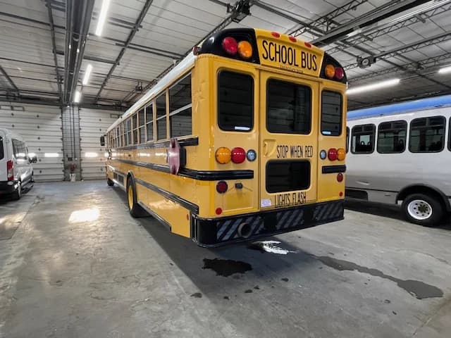 2015 International CE A/C School Bus - Image 25