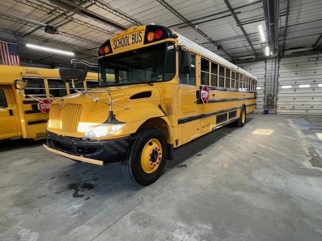 2015 International CE A/C School Bus - Image 6
