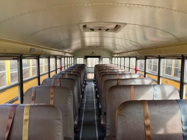 2012 International CE NJ Spec School Bus - Image 4