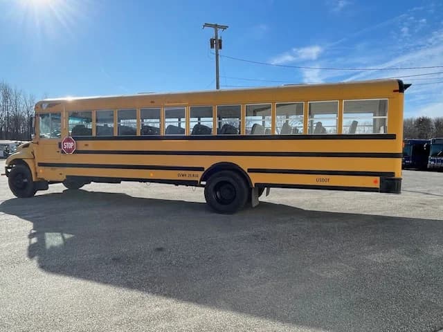 2012 International CE NJ Spec School Bus - Image 23