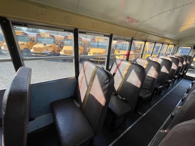 2012 International CE NJ Spec School Bus - Image 5