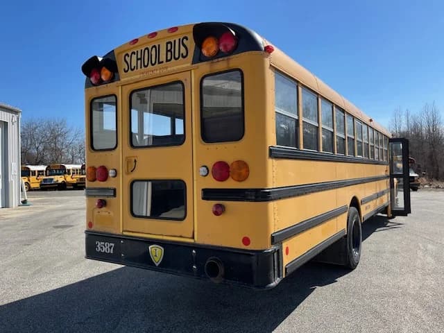 2011 International CE NJ Spec School Bus - Image 22