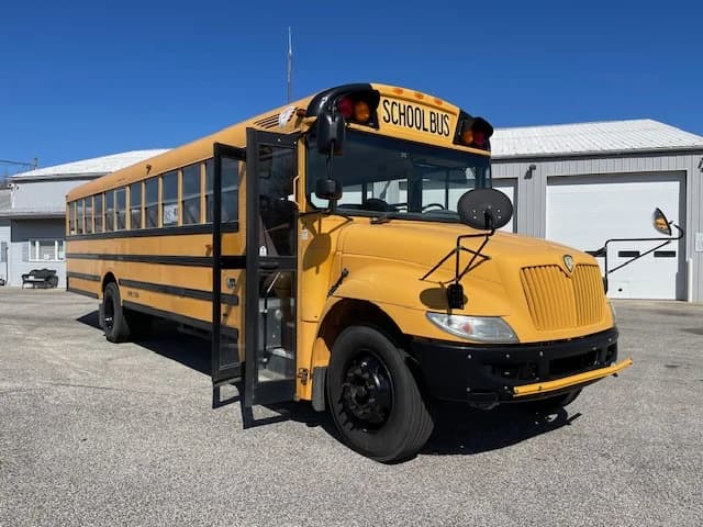 2011 International CE NJ Spec School Bus - Image 26
