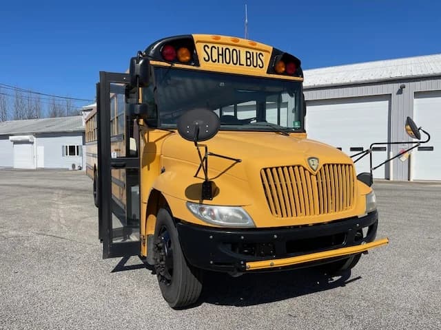 2011 International CE NJ Spec School Bus - Image 28
