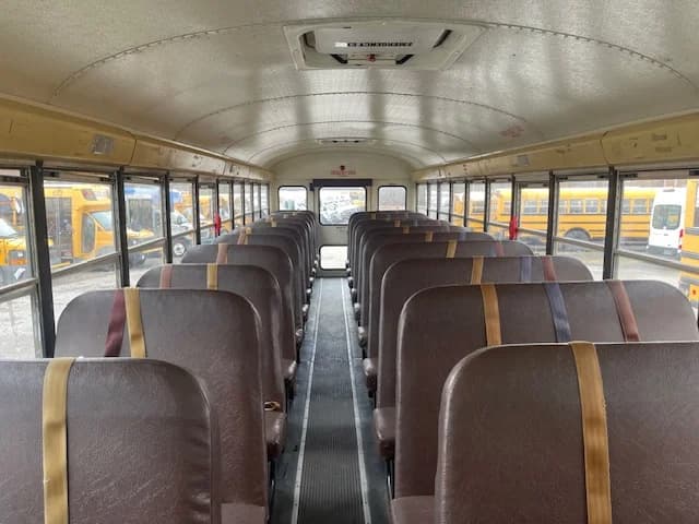 2012 International CE NJ Spec School Bus - Image 4