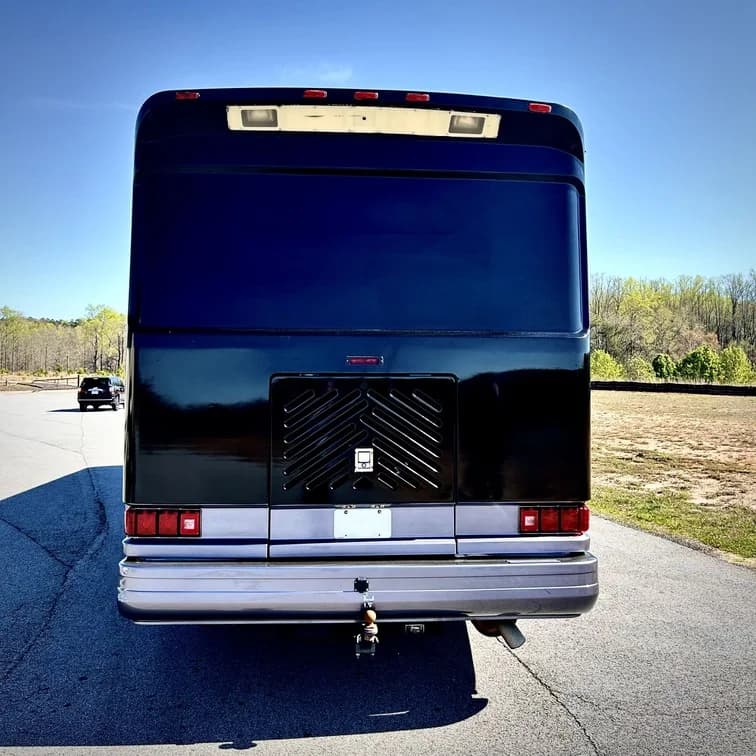 1997 Newmar Custom Sleeper Motorcoach Conversion - Image 6