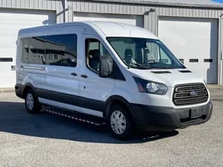 2019 Ford T350 Transit bus