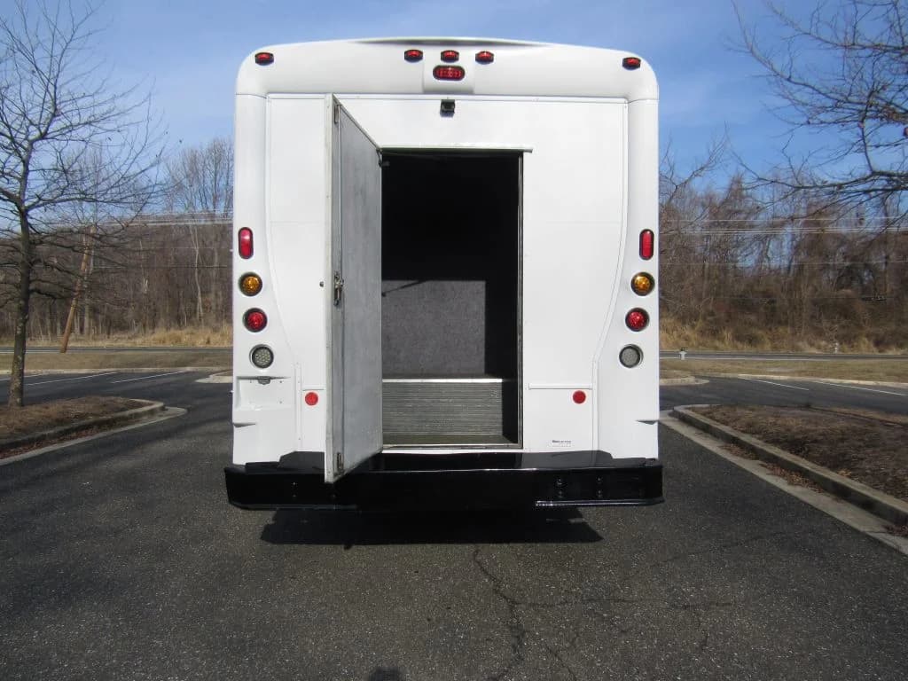 2013 Freightliner S2C Glaval Legacy - Image 14
