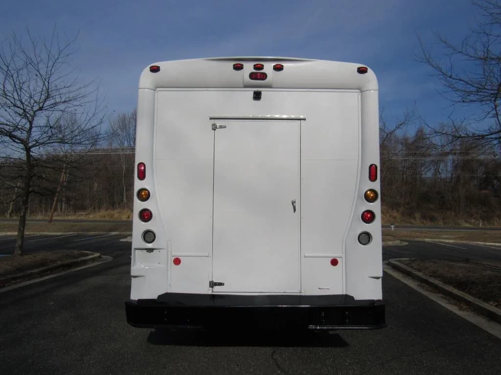 2013 Freightliner S2C Glaval Legacy - Image 12