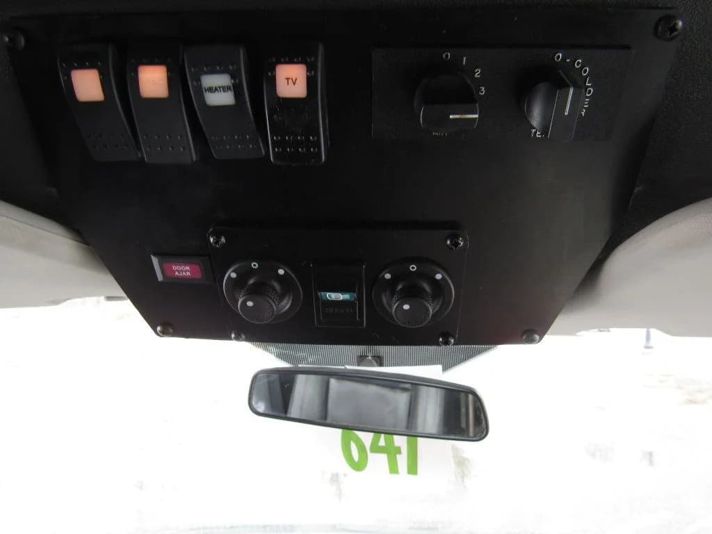 2017 Ford Transit T350 Glaval Commute - Image 5