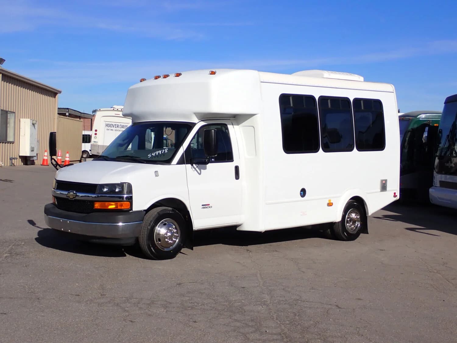 2015 Mercedes-Benz Sprinter Shuttle Bus - Image 7