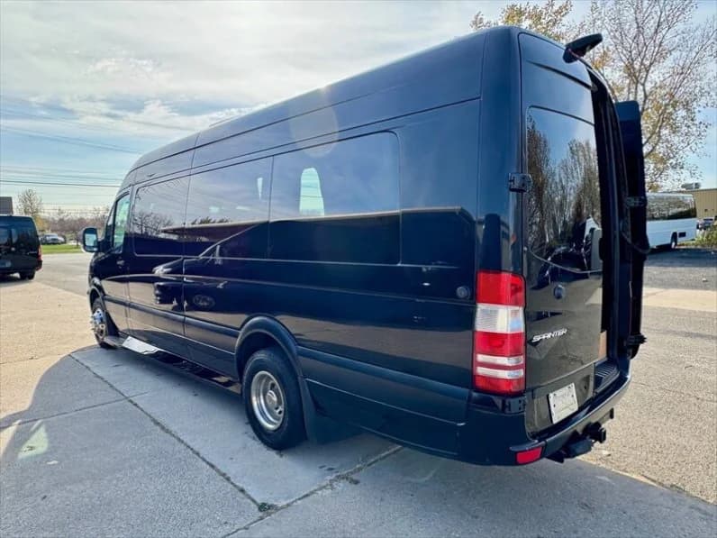 2014 Mercedes-Benz Sprinter 3500 Shuttle Bus - Image 7