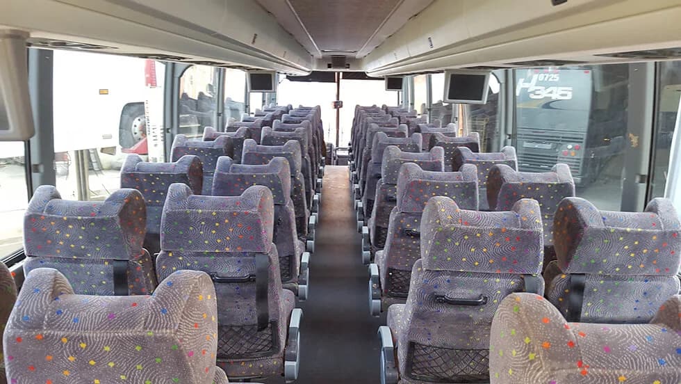 2006 Prevost H3-45 Coach Bus - Image 7