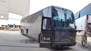 2006 Prevost (NFI) H3-45 bus