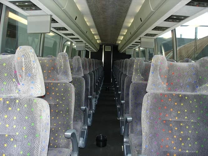 2007 Prevost H3-45 Coach Bus - Image 7