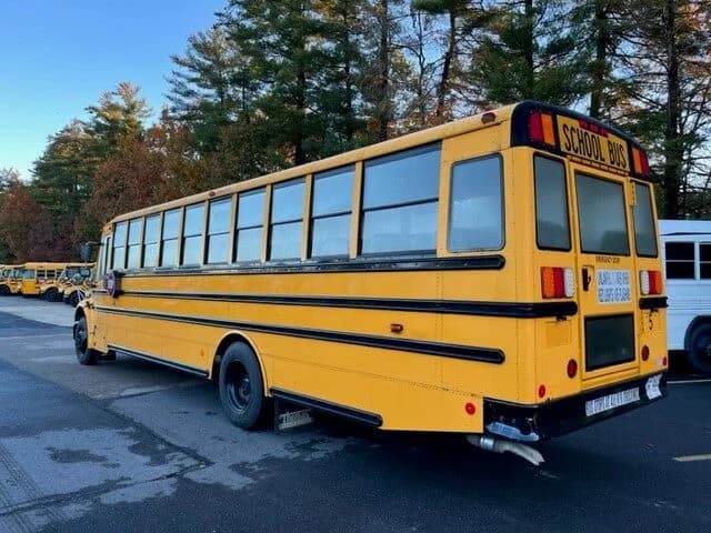 2014 Freightliner Thomas School Bus - Image 2