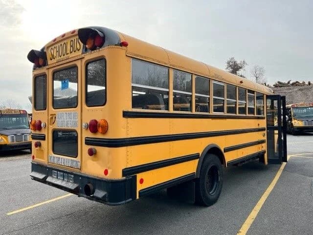 2011 IC School Bus - Image 3