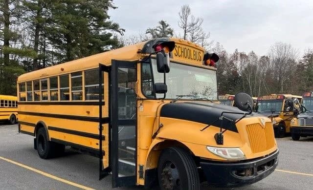 School Bus #20062 - Image 4