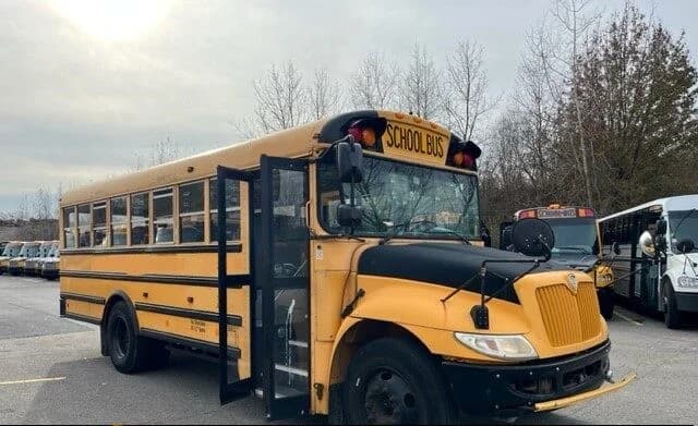 School Bus #20063 - Image 4