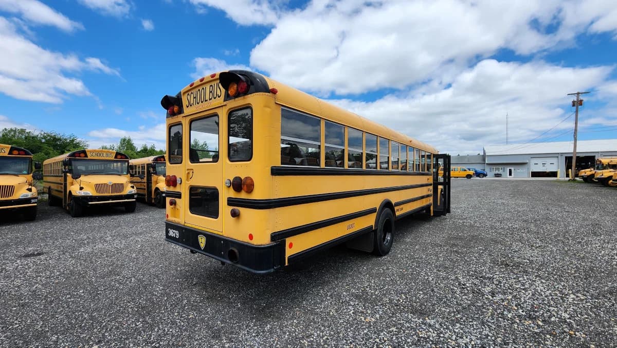 2012 International CE Yellow Bus - Image 3