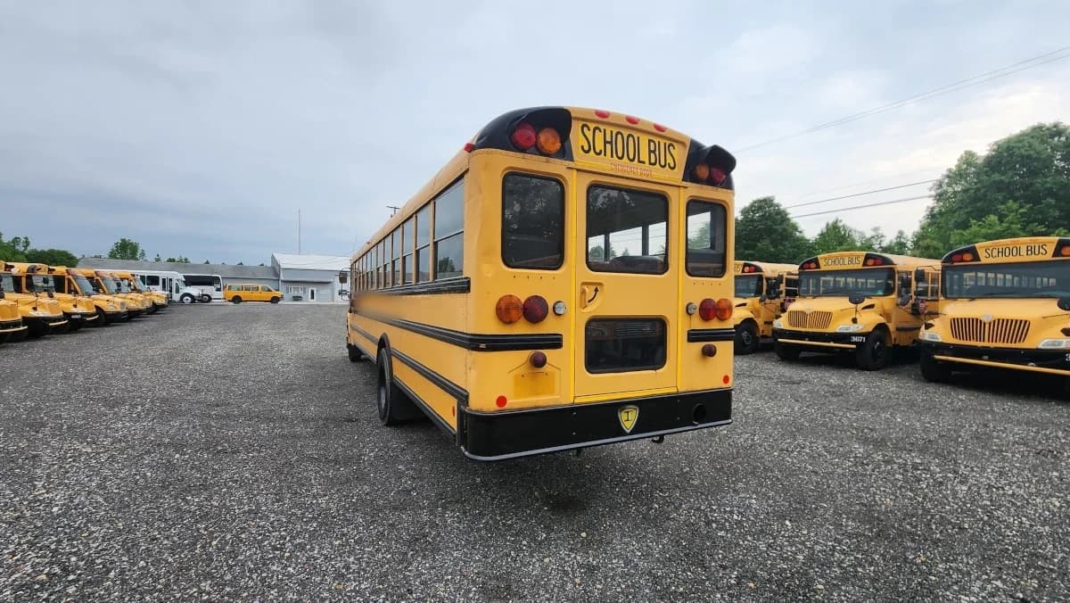 2013 International CE School Bus - Image 20