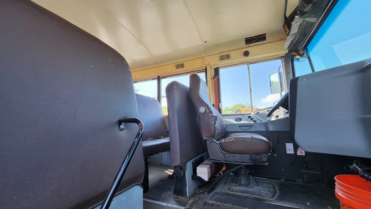 2013 International CE 54 School Bus - Image 6
