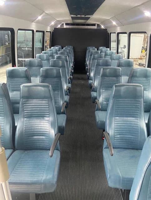 2016 Ford F650 Shuttle Bus - Image 2