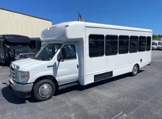 2025 Ford E450 bus