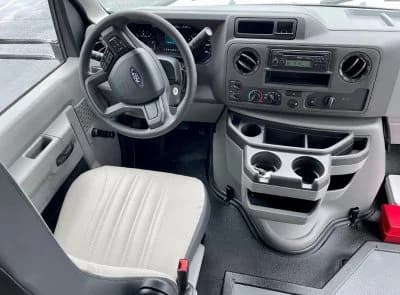2025 Ford E350 Shuttle Bus - Image 4