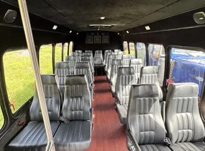 2017 Ford E450 Turtle Top Odyssey Shuttle Bus - Image 6