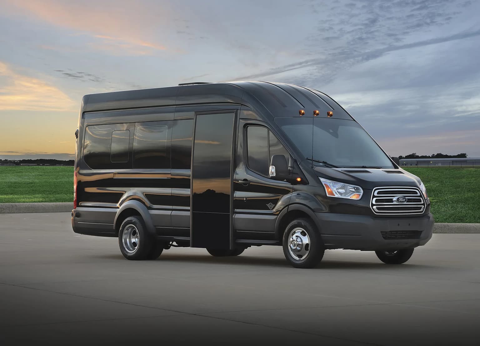 2024 Ford Transit - Image 7