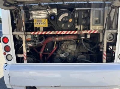 2011 MCI J4500 Coach Bus - Image 7