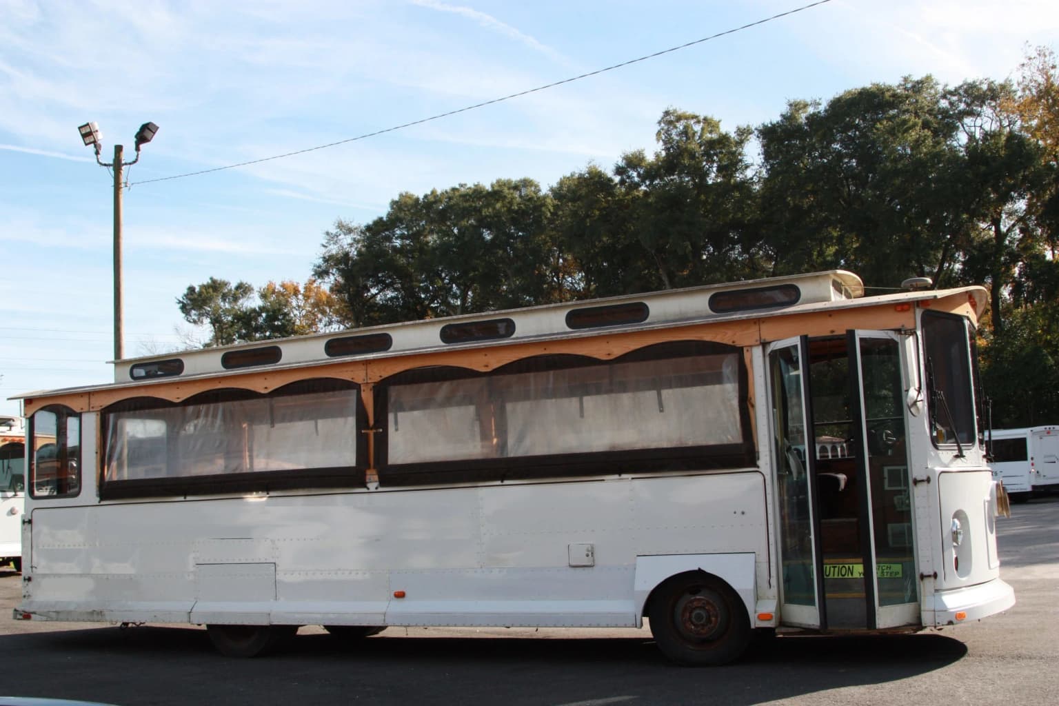 2000 Cable Car Concepts Trolley bus