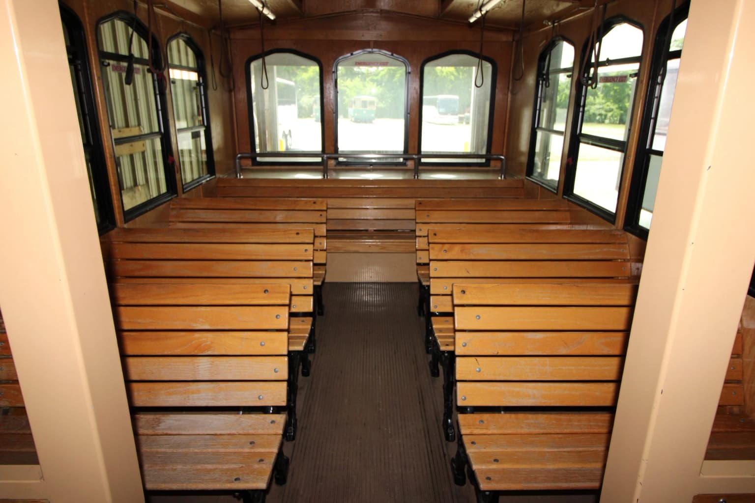 2010 Hometown Trolley Mainstreet - Image 2