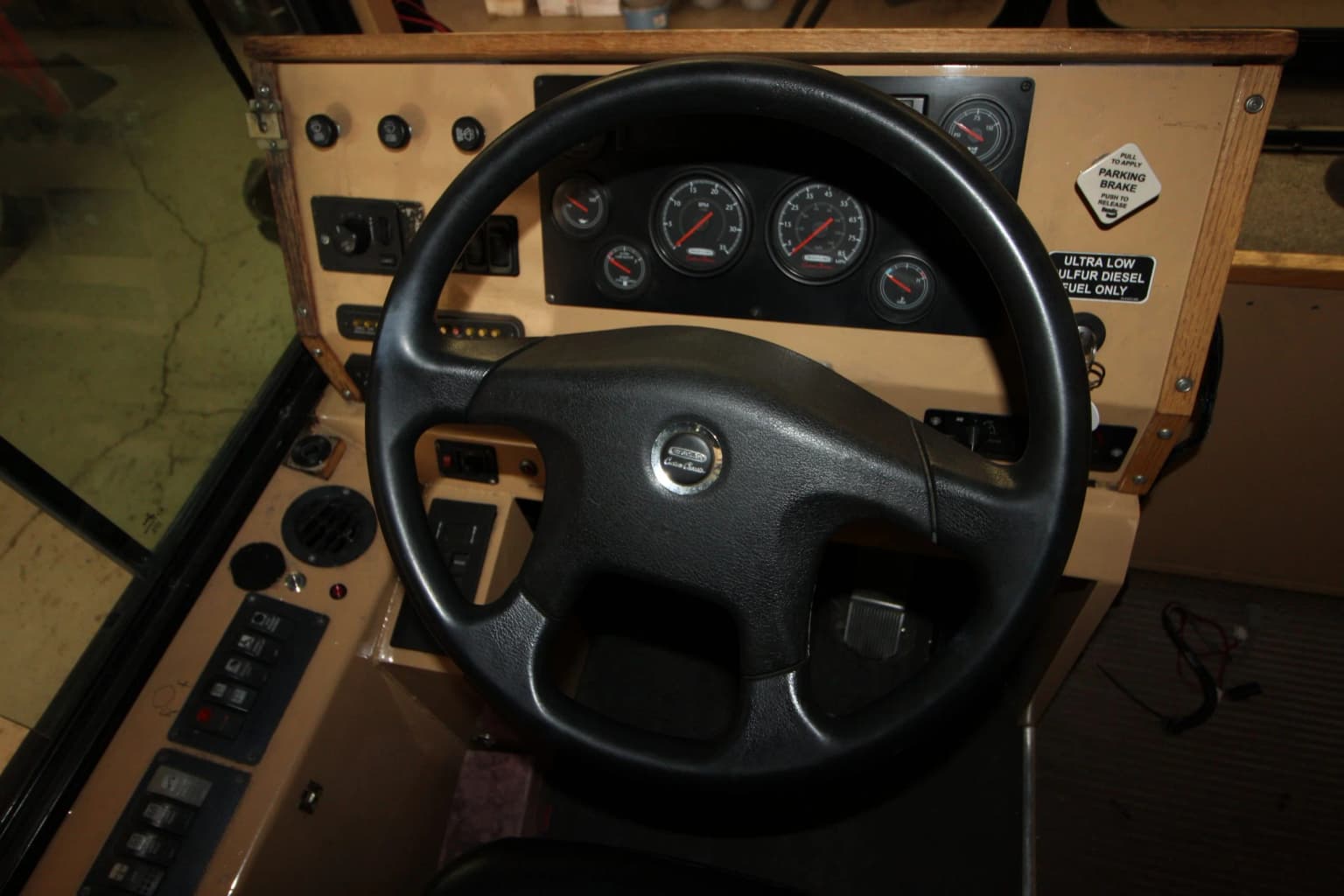 2010 Hometown Trolley Mainstreet - Image 6