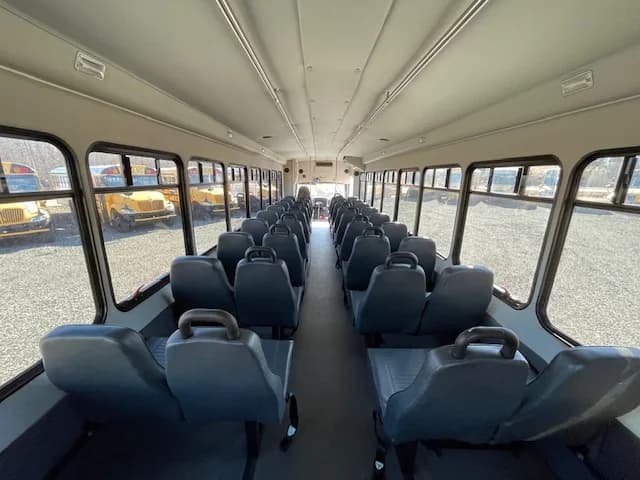 PC505 Commercial Bus #20213 - Image 6
