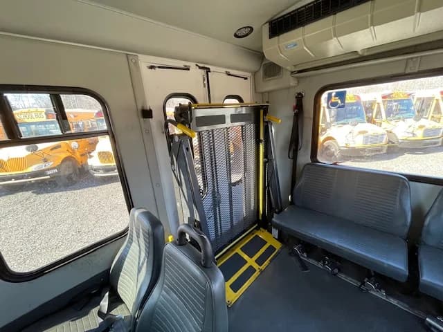 PC505 Commercial Bus #20213 - Image 8
