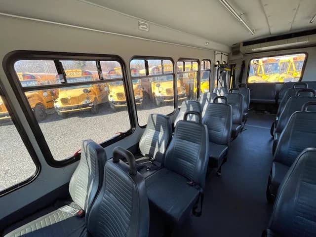PC505 Commercial Bus #20213 - Image 12