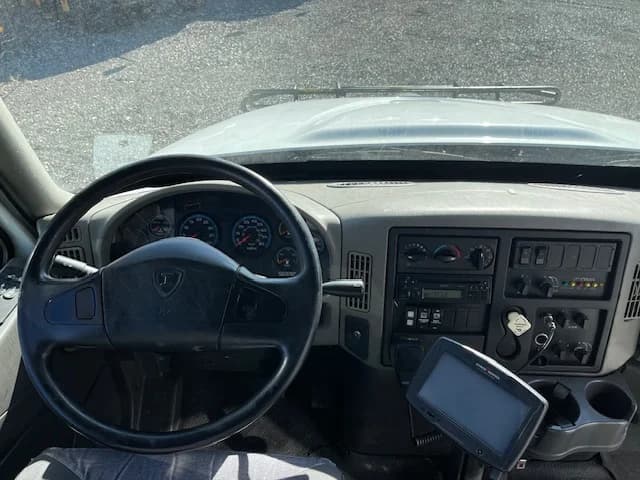 PC505 Commercial Bus #20213 - Image 16