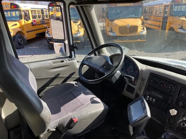 PC505 Commercial Bus #20213 - Image 17