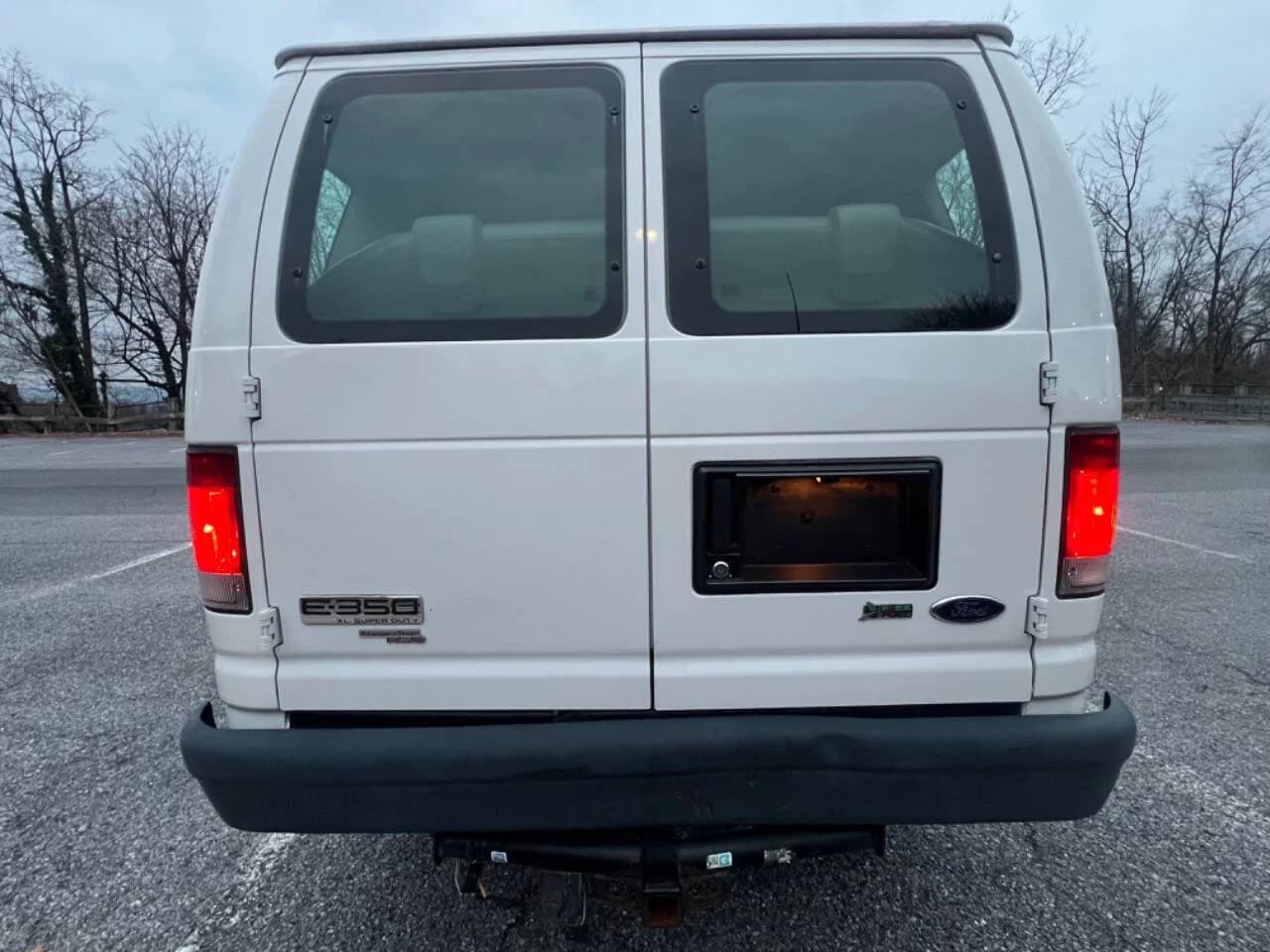 2014 Ford E-Series Cargo Van - Image 3
