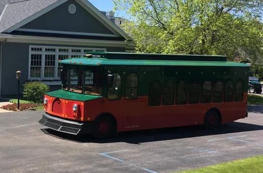 2023 Supreme Trolley bus