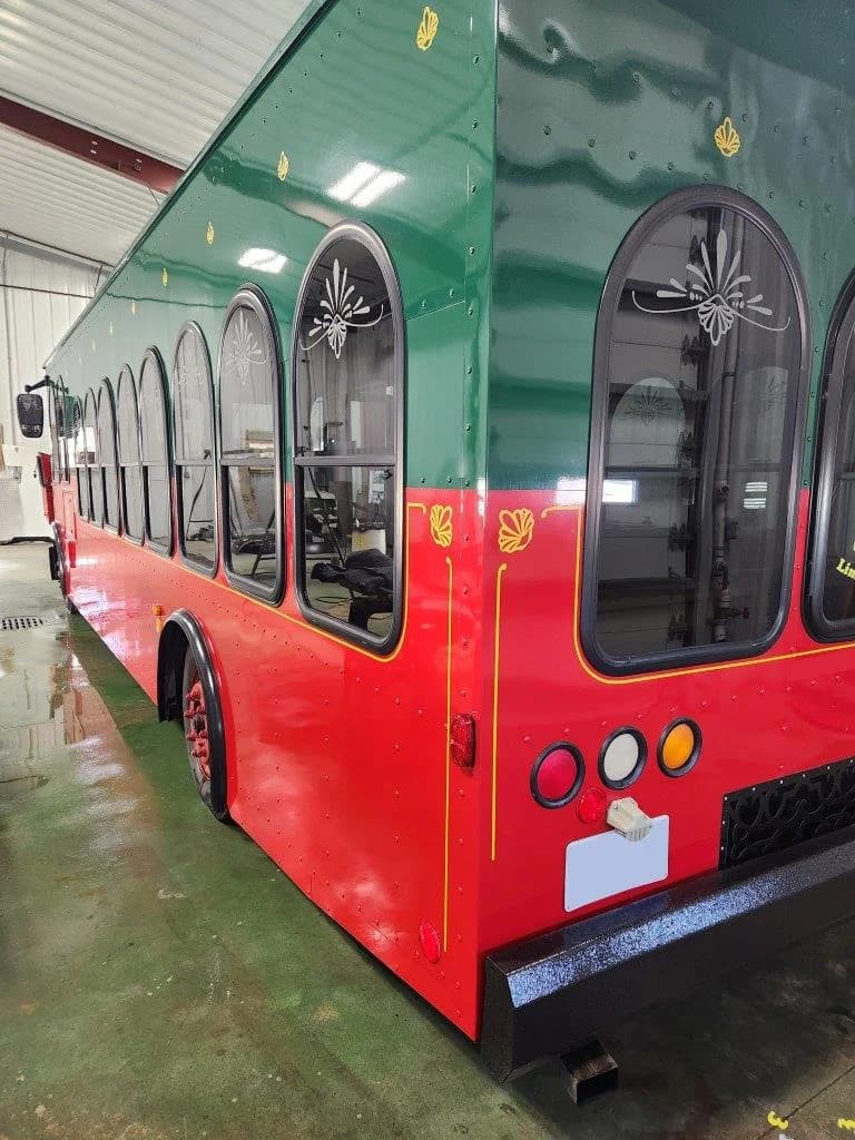 2023 Supreme Trolley - Image 2