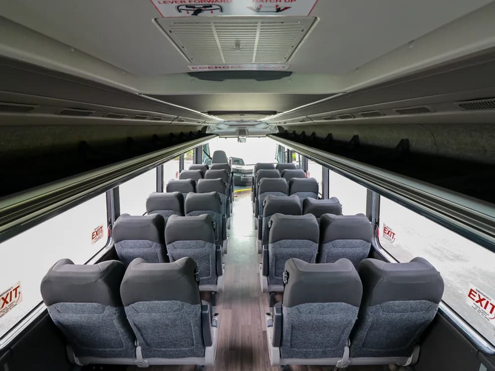 2023 Marcopolo Grand Executive Shuttle Bus - Image 10